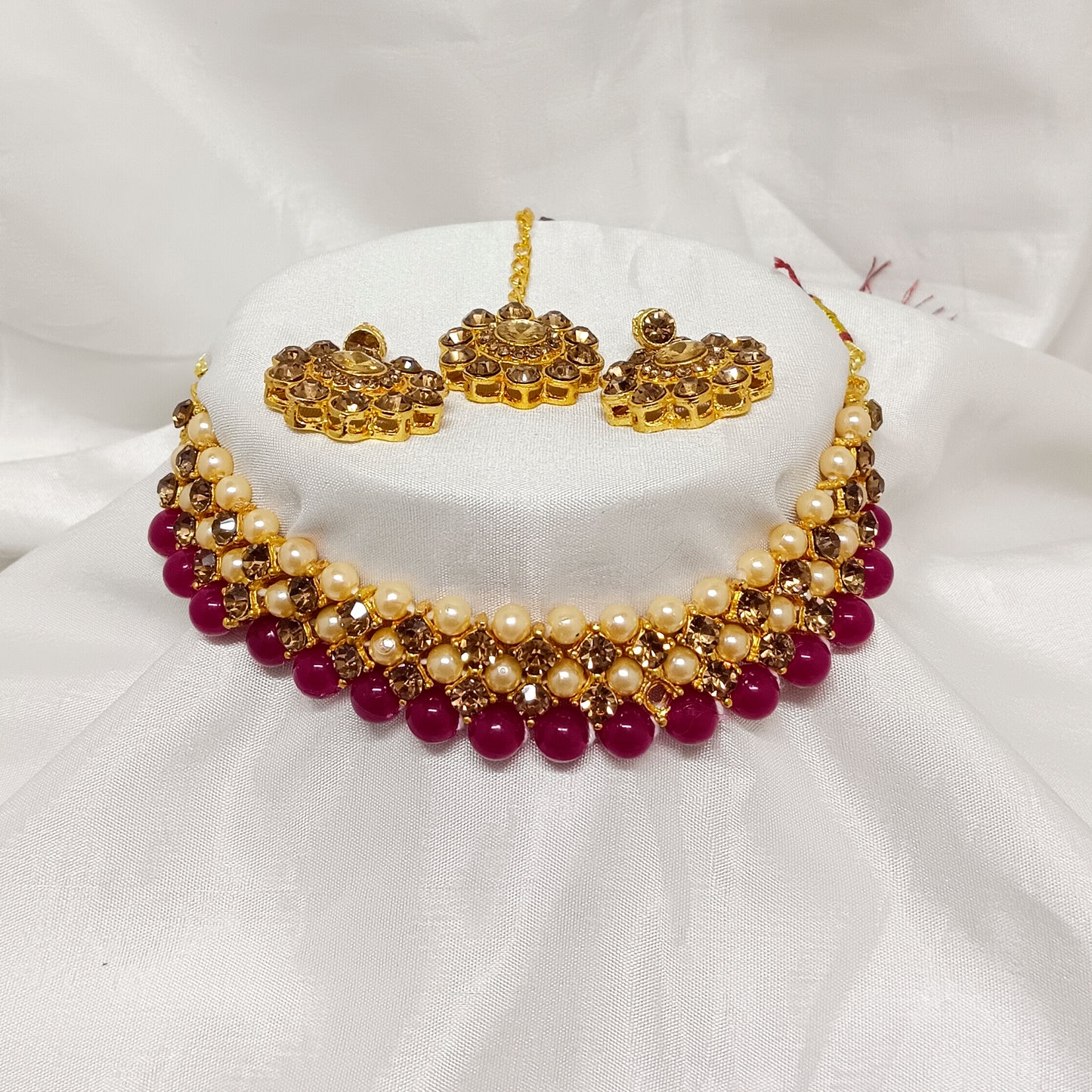 Eyecatching Gold Plated Choker Necklace Set