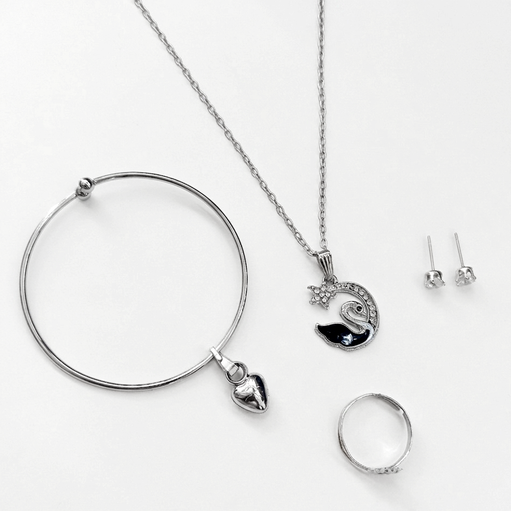 The99Jewel Silver Plated Chain Pendant Earrings Rings And Bracelet Jewellery Combo Set