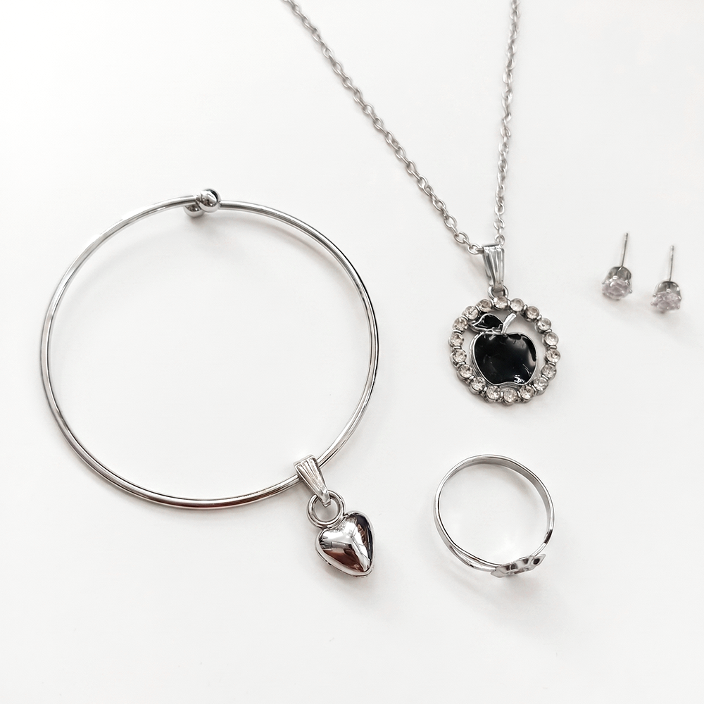 The99Jewel Silver Plated Chain Pendant Earrings Rings And Bracelet Jewellery Combo Set