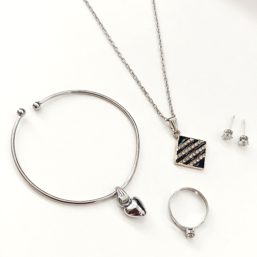 The99Jewel Silver Plated Chain Pendant Earrings Rings And Bracelet Jewellery Combo Set