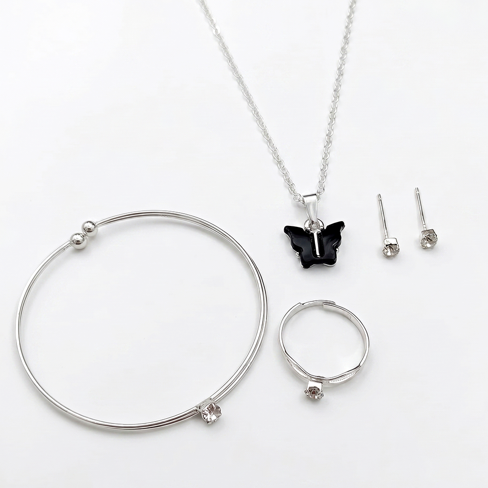 The99Jewel Silver Plated Chain Pendant Earrings Rings And Bracelet Jewellery Combo Set