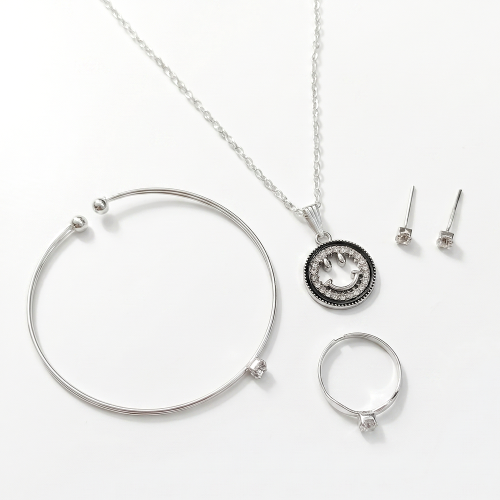 The99Jewel Silver Plated Chain Pendant Earrings Rings And Bracelet Jewellery Combo Set