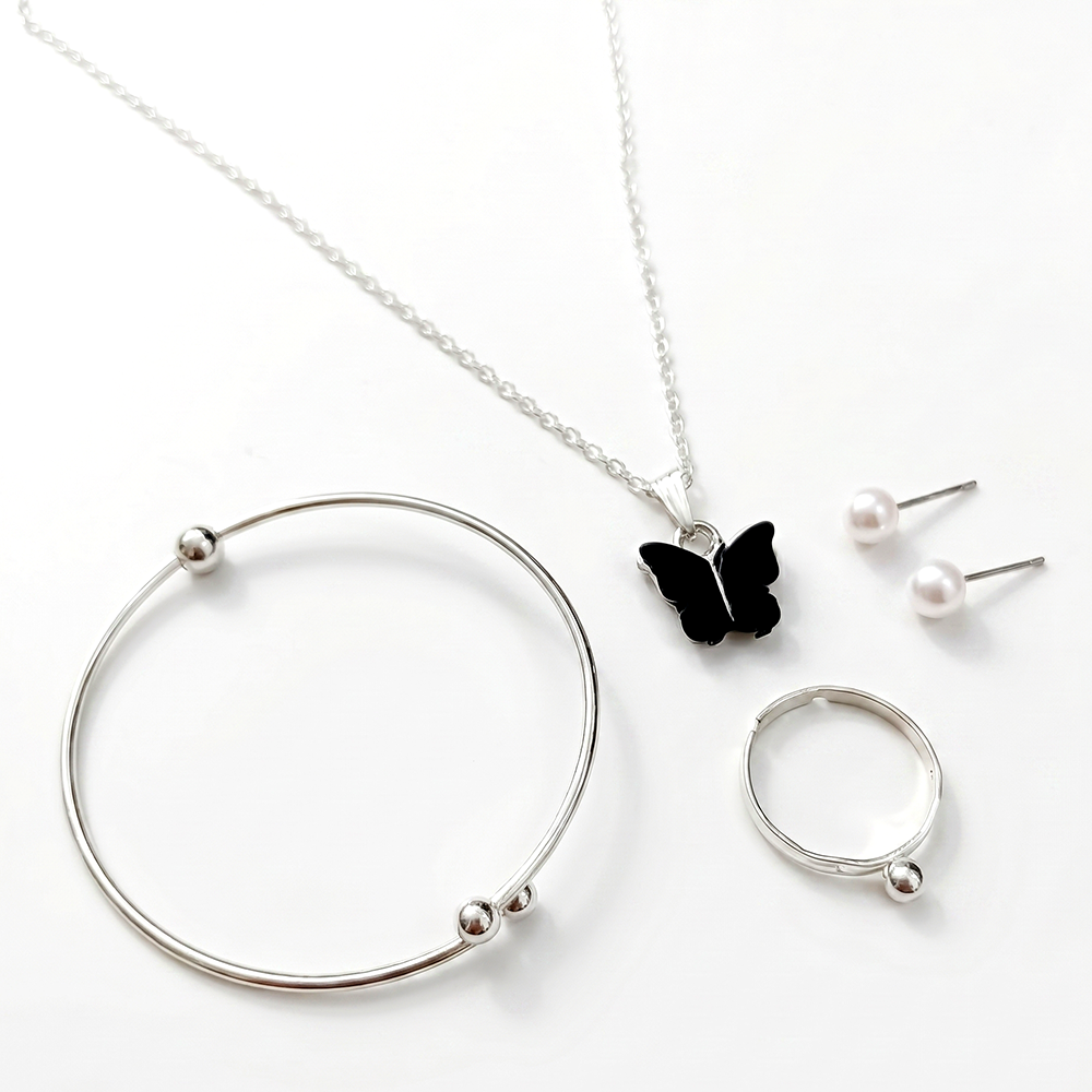 The99Jewel Silver Plated Chain Pendant Earrings Rings And Bracelet Jewellery Combo Set