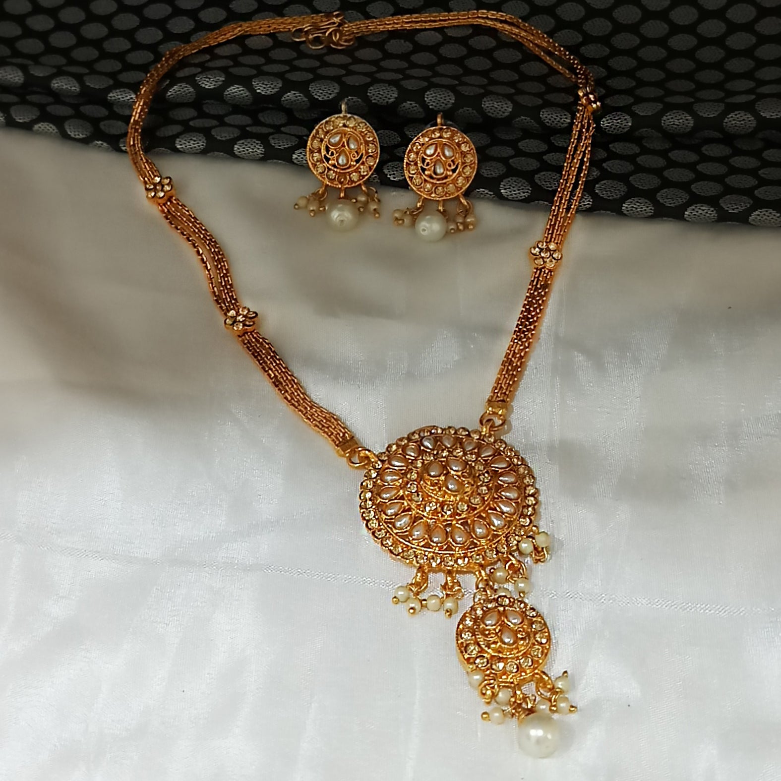 The99Jewel Gold Plated Brown Austrian Stone Necklace Set