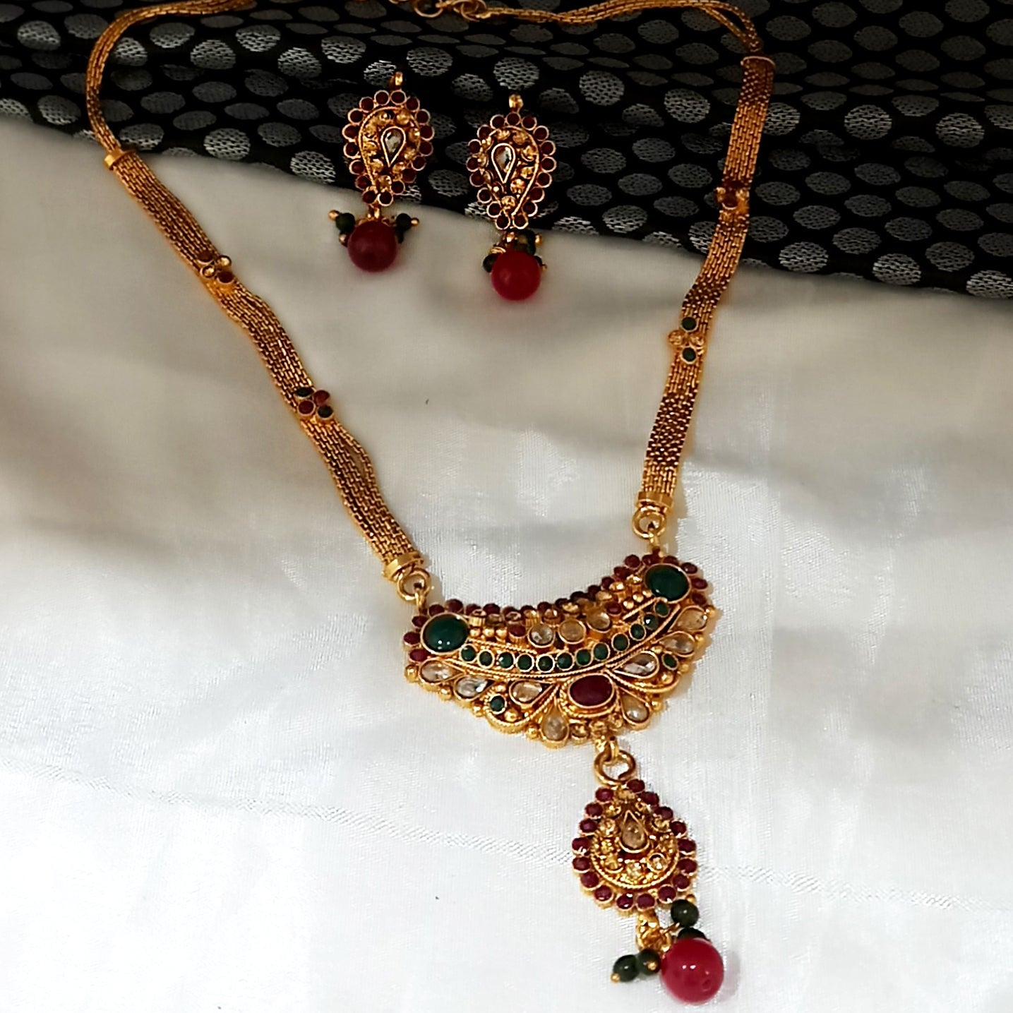 The99Jewel Gold Plated Green Austrian Stone Necklace Set