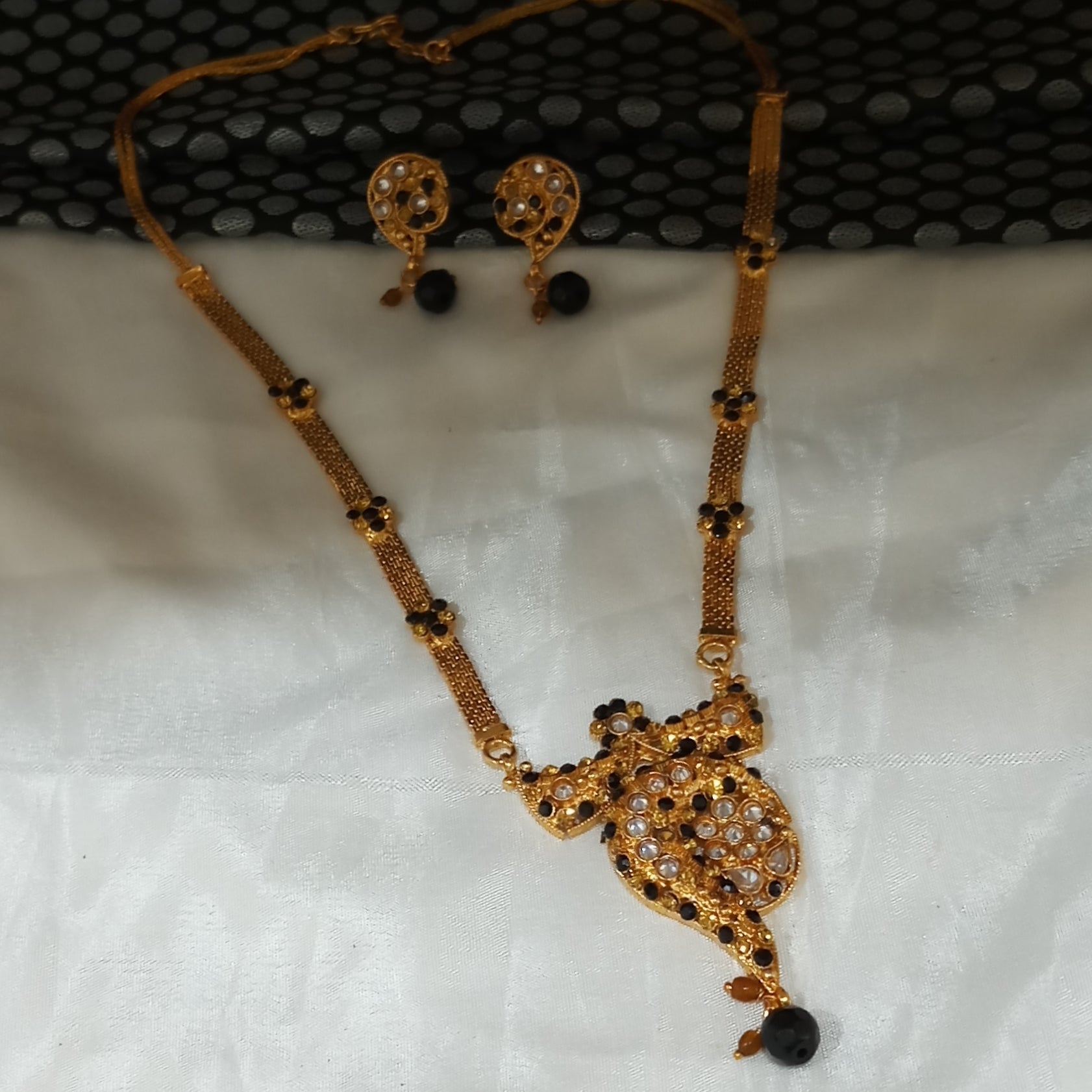The99Jewel Gold Plated Black Austrian Stone Necklace Set