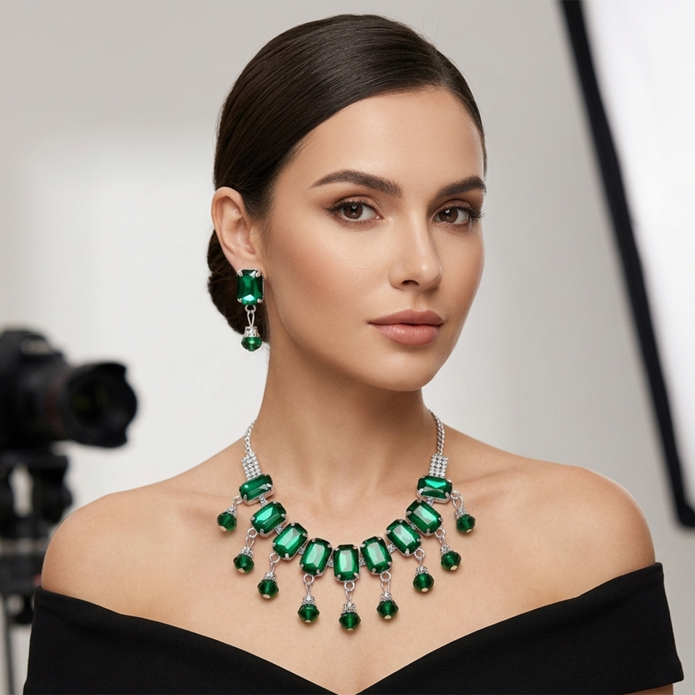 The99Jewel Elegant Rose Gold Plated Crystal Stone & Austrian Stone Necklace Set