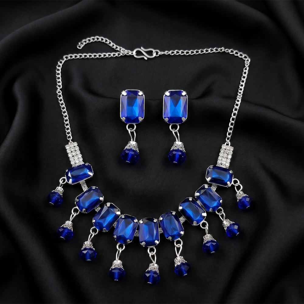 The99Jewel Elegant Rose Gold Plated Crystal Stone & Austrian Stone Necklace Set 