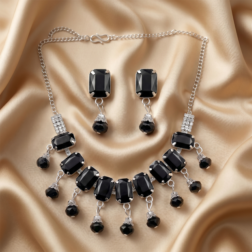 The99Jewel Elegant Rose Gold Plated Crystal Stone & Austrian Stone Necklace Set 