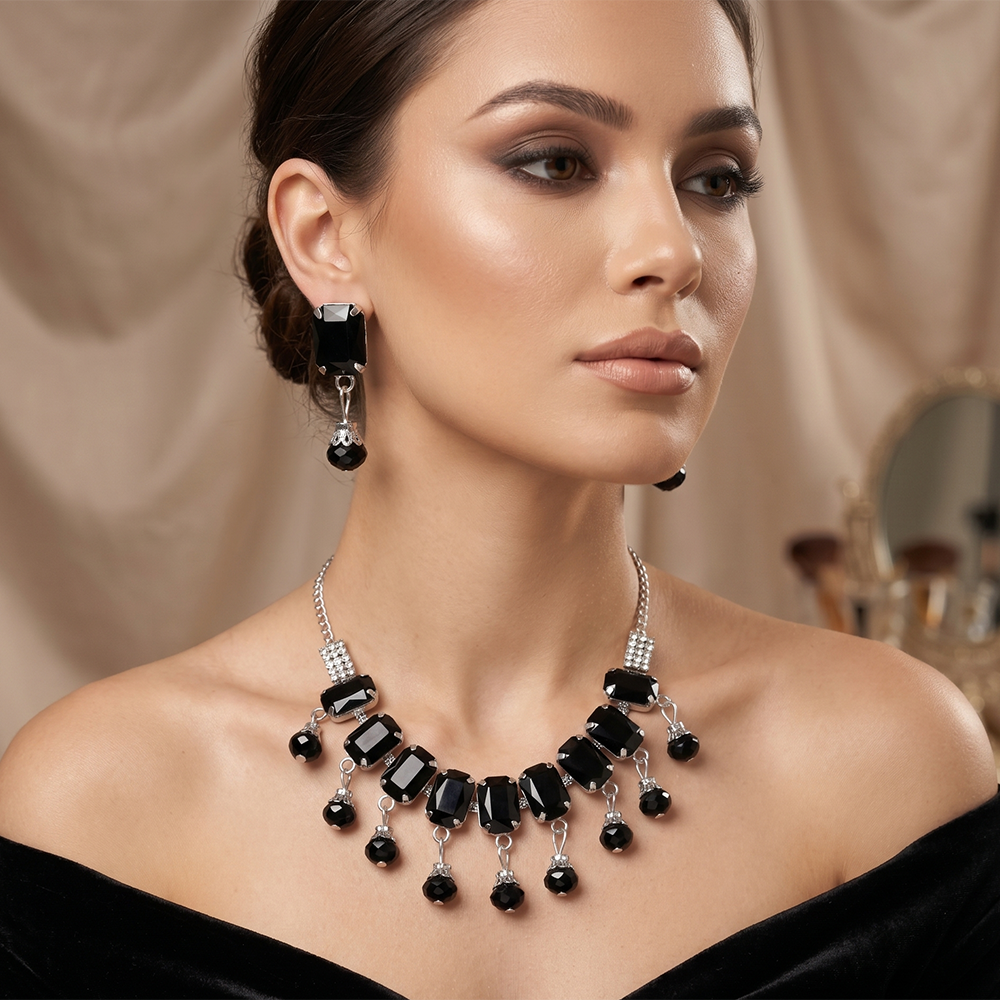 The99Jewel Elegant Rose Gold Plated Crystal Stone & Austrian Stone Necklace Set