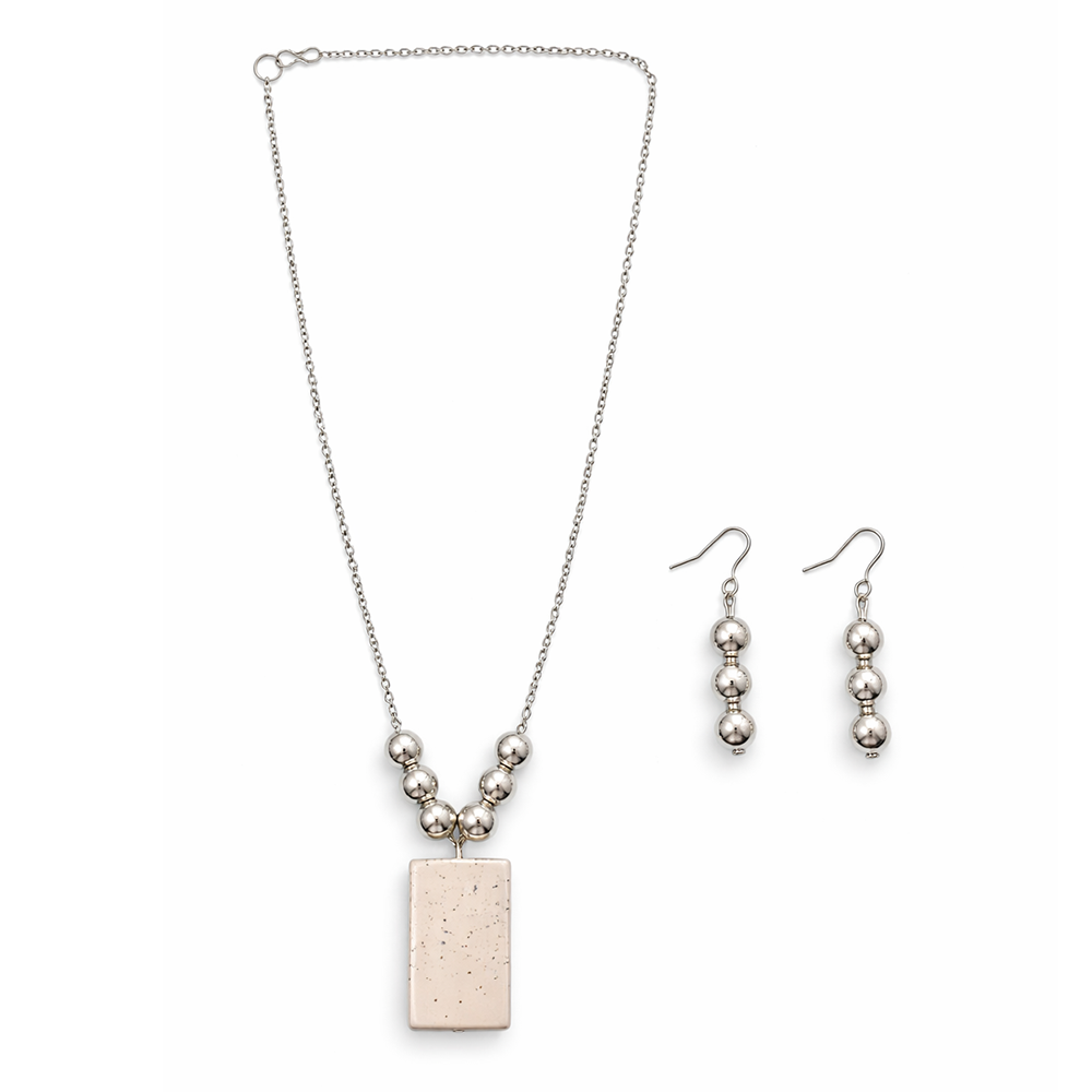 The99Jewel Elegant Pendant Necklace Set with Beaded Detailing & Drop Earrings