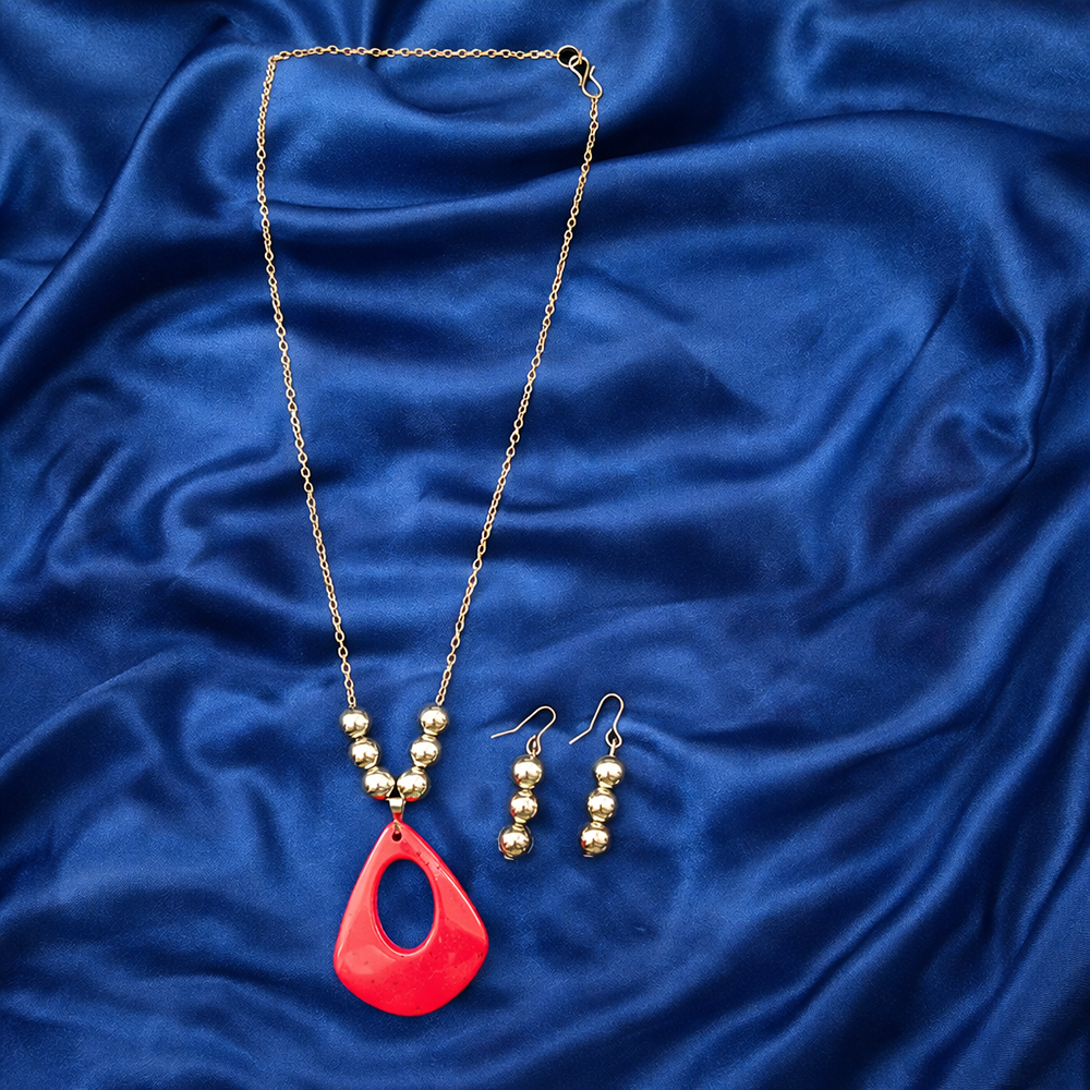 The99Jewel Elegant Pendant Necklace Set with Beaded Detailing & Drop Earrings