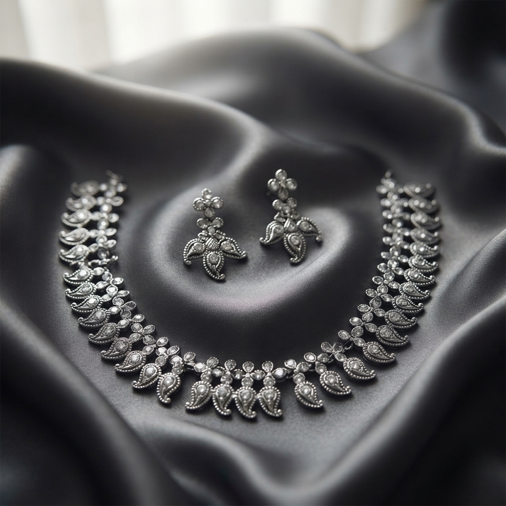 The99Jewel Sparkling Austrian Stone Jewellery Set with Earrings