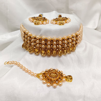 Beautiful Pearls Choker Necklace Set
