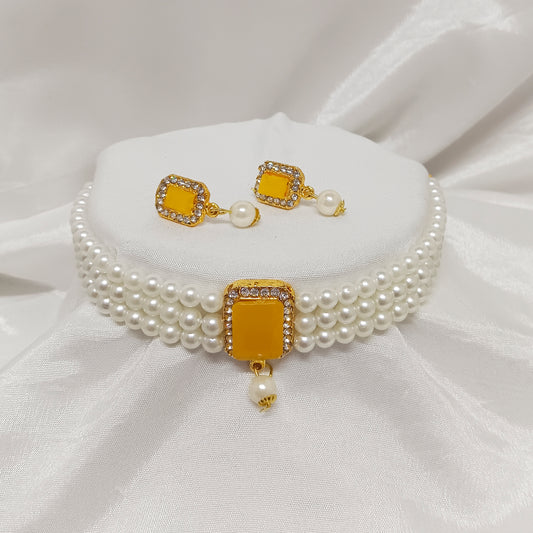 Stunning Gold Plated Pearls Choker Necklace Set