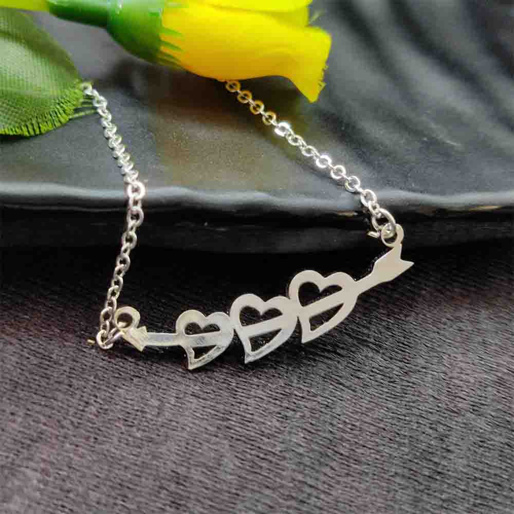 The99Jewel Heart Shape Chain Pendant