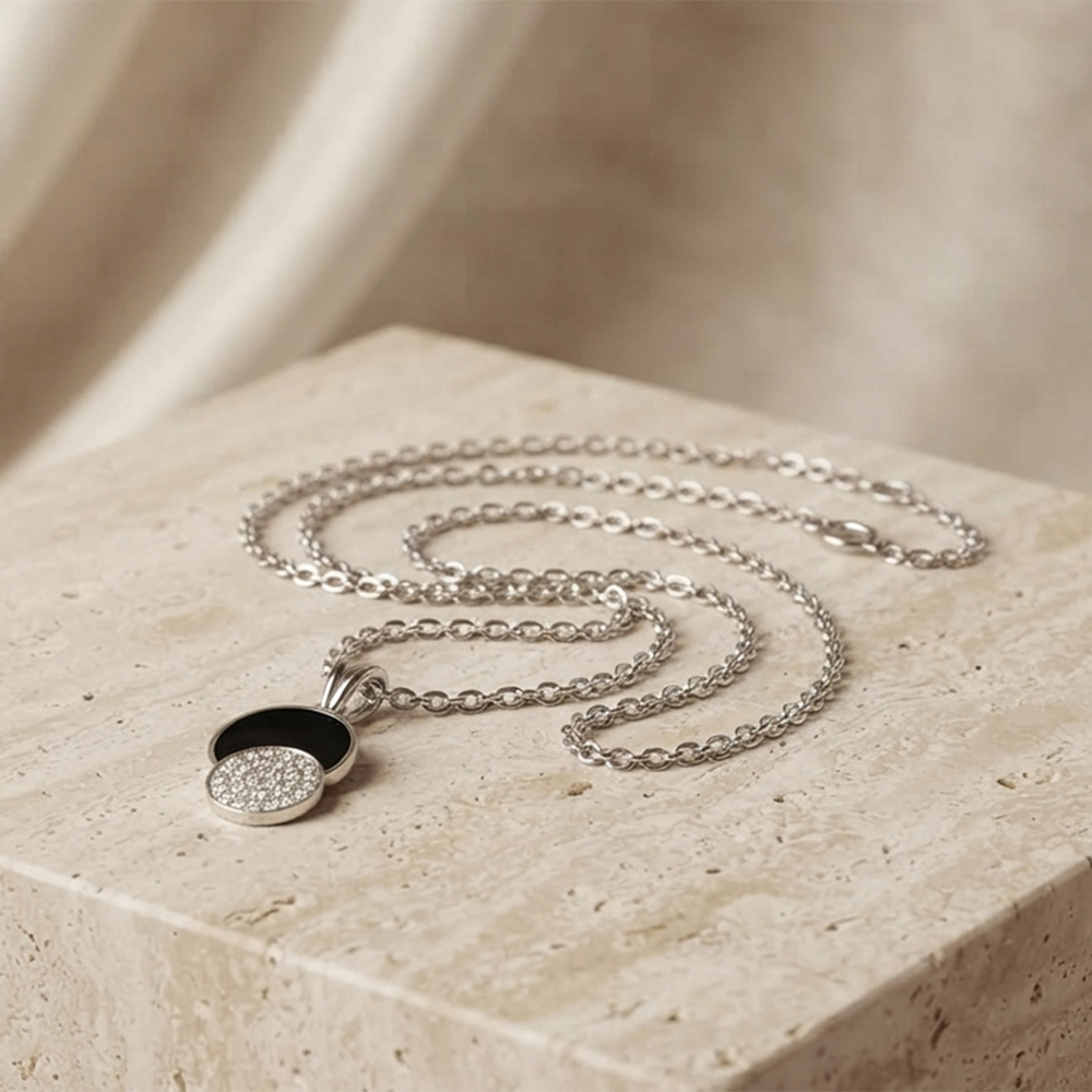 The99Jewel Fashion Silver Plated Austrian Stone Round Shape Chain Pendant