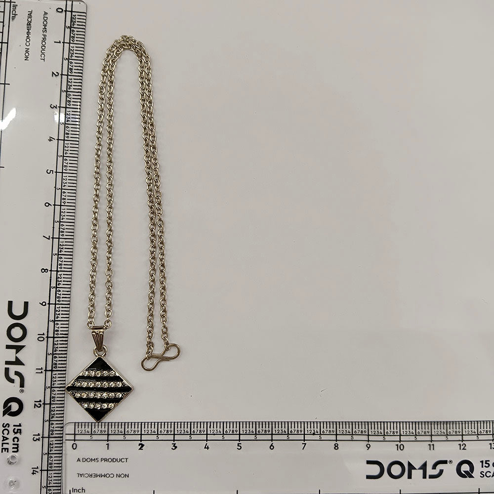 The99Jewel Fashion Silver Plated Austrian Stone Square Shape Chain Pendant