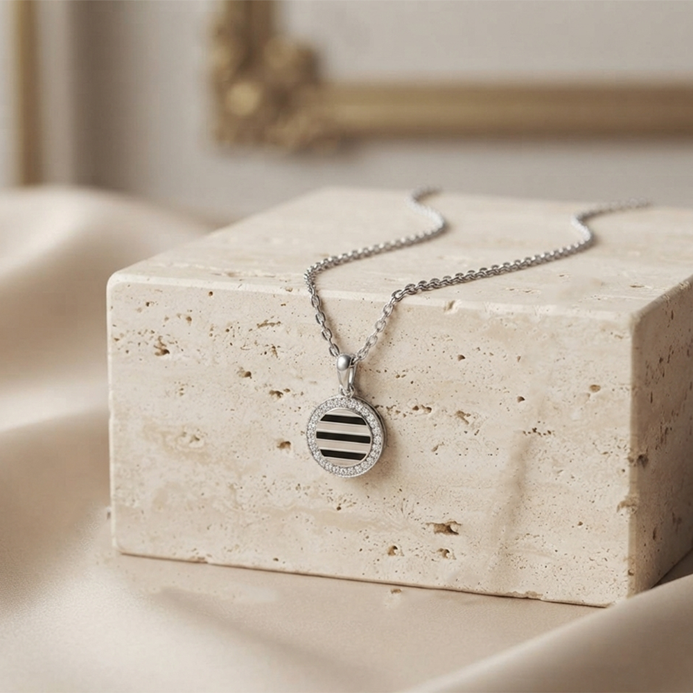 The99Jewel Fashion Silver Plated Austrian Stone Round Shape Chain Pendant