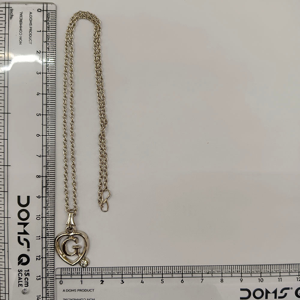 The99Jewel Letter G Initial Chain Pendant with Heart for Men & Women