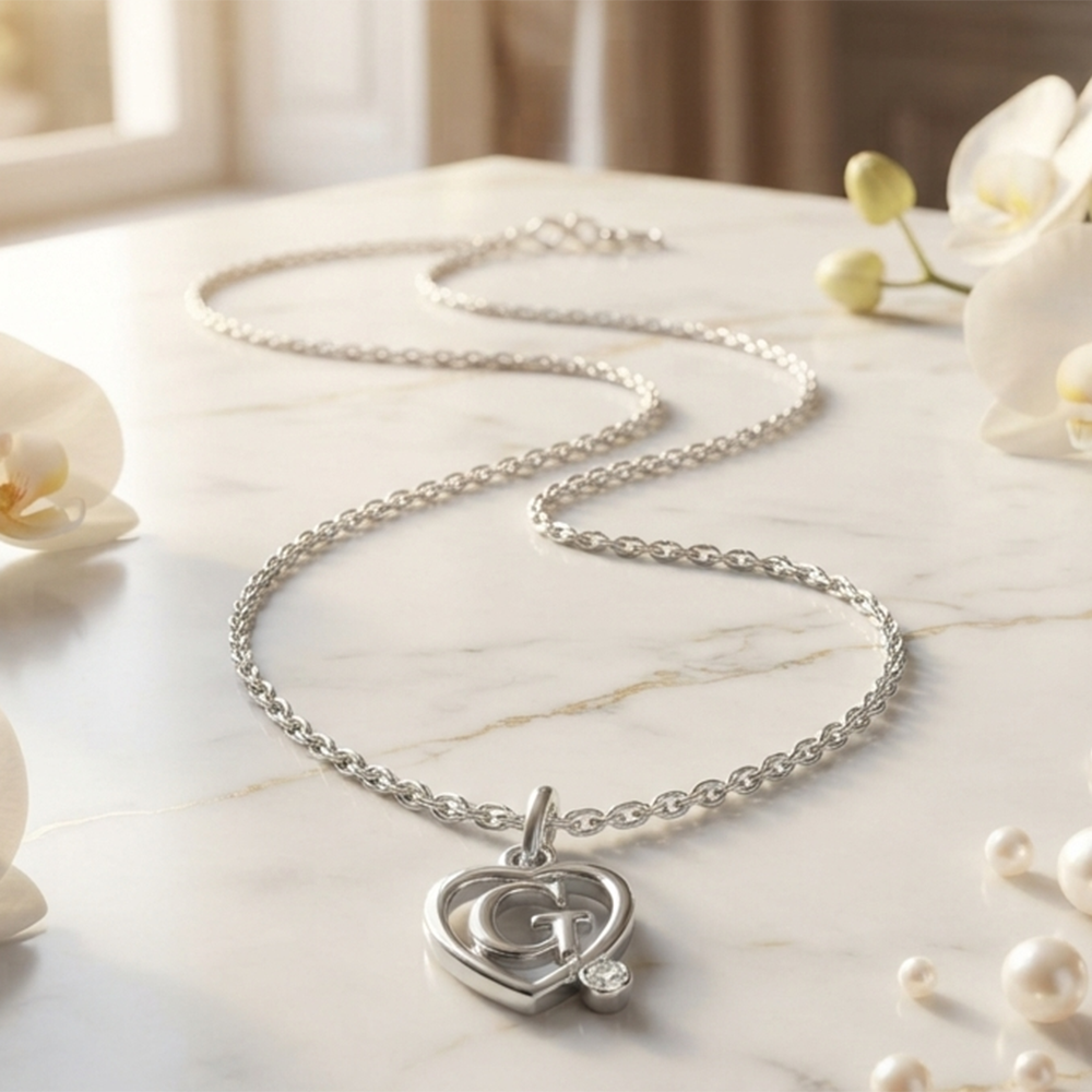 The99Jewel Letter G Initial Chain Pendant with Heart for Men & Women