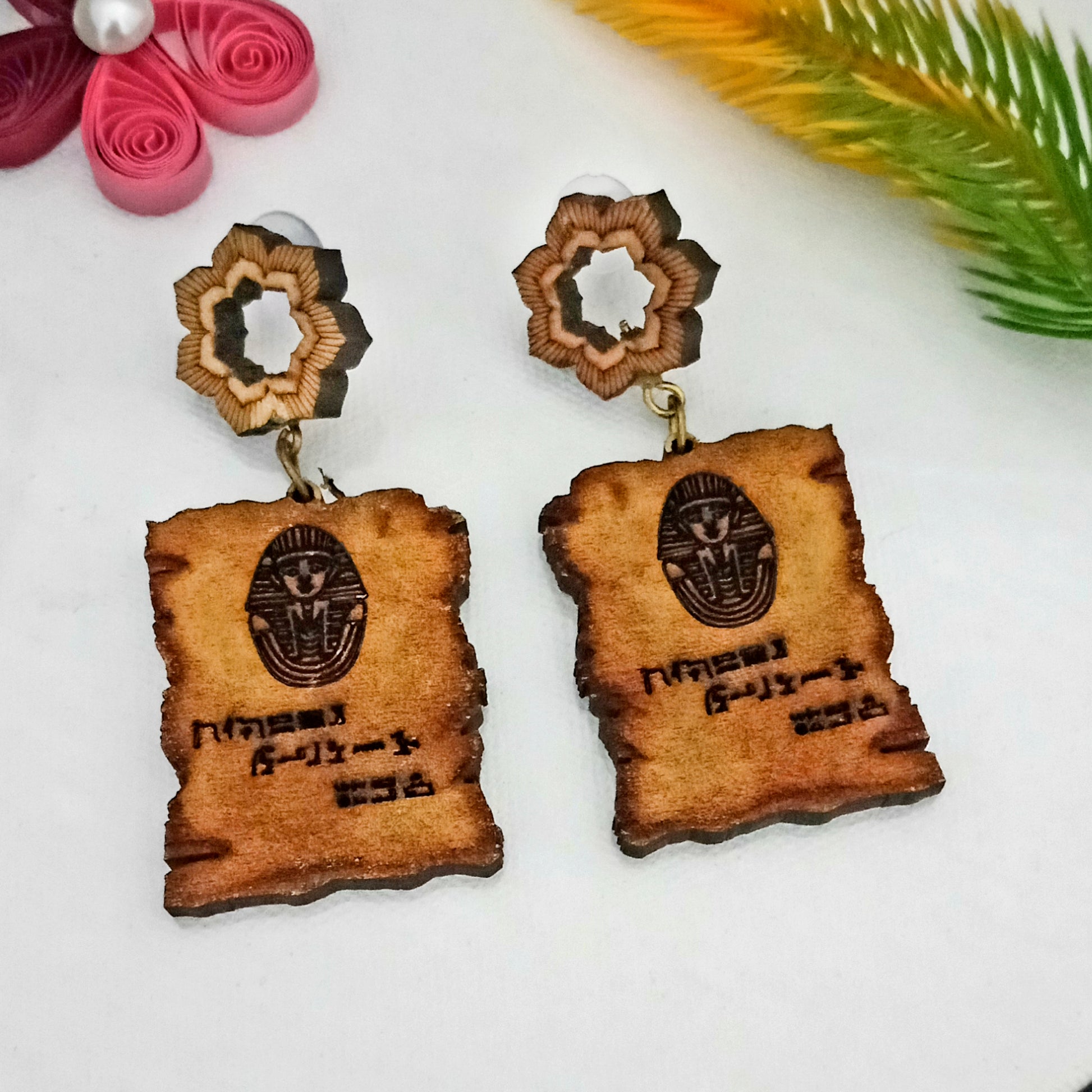 The99Jewel Vintage Egyptian Scroll Drop Wodden Earrings