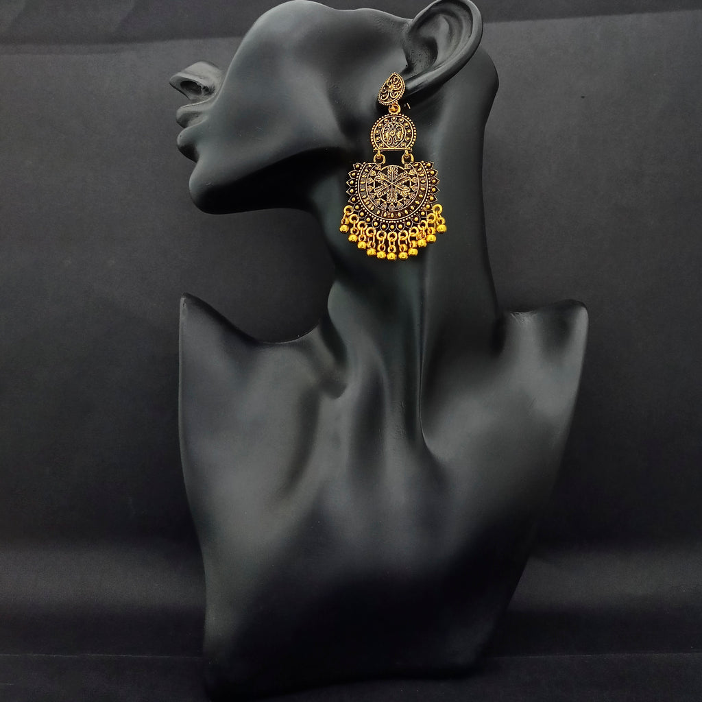 The99Jewel Ethnic Floral Carved Chandbali Earrings