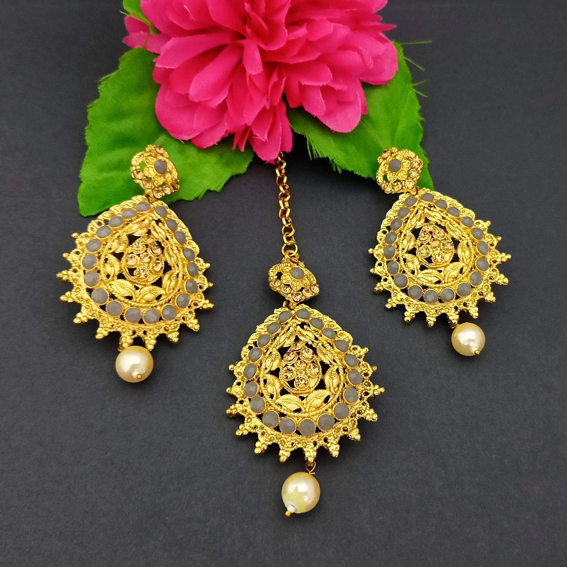 The99jewel Austrian Stone Earrings With Maangtikka-1319271F