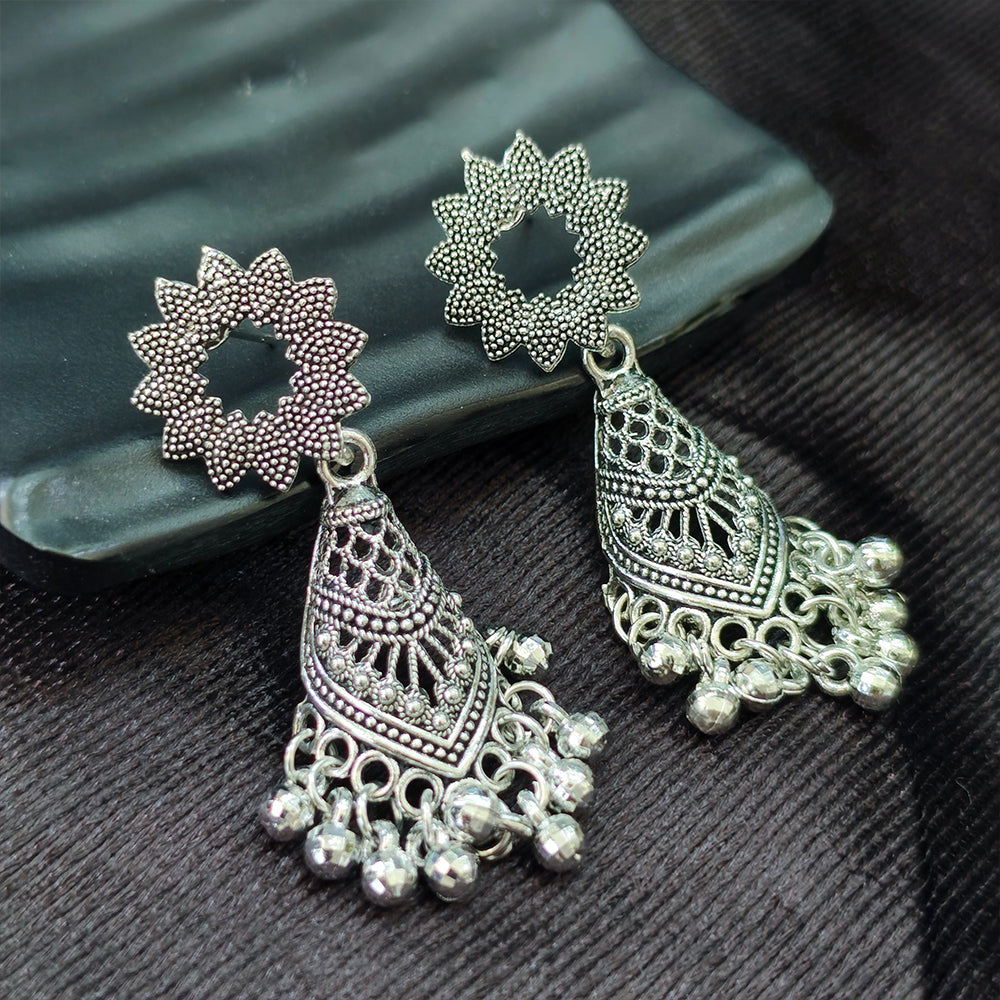 The99Jewel Vintage Oxidised Pearl Jhumki Earrings