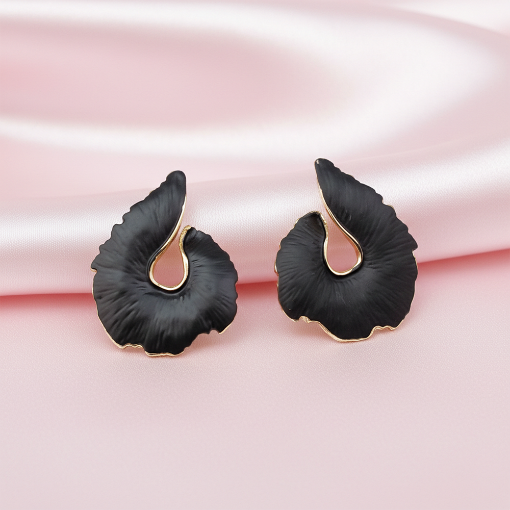 The99Jewel Bold Black Enamel Fashion Anti Tarnish Stud Earrings
