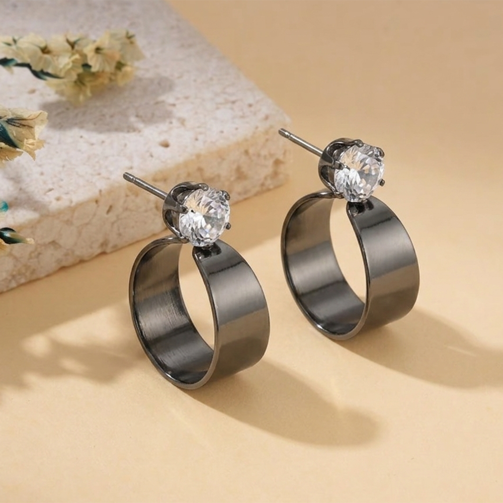 The99Jewel Black Plated Austrian Stone Round Shape Earrings