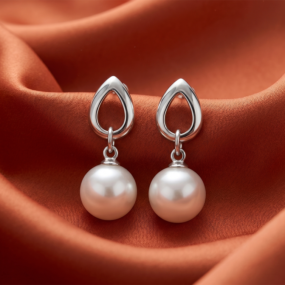 The99Jewel  Eye-Catching  Silver  Plated Pearl Stud Earrings 