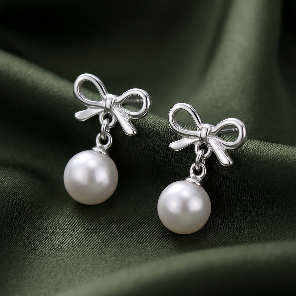 The99Jewel  Eye-Catching  Silver  Plated Pearl Stud Earrings 