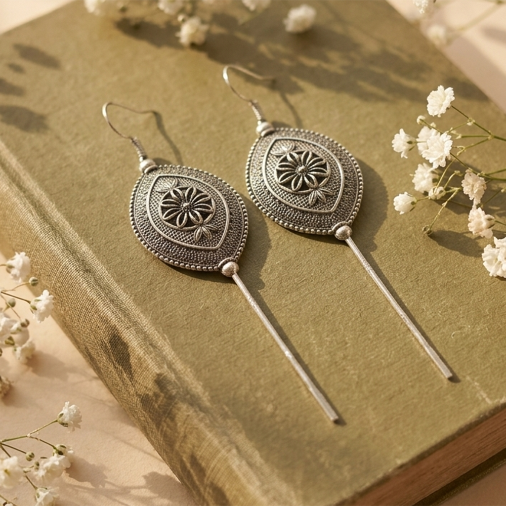 The99Jewel Oxidised Plated Oval Earcuff