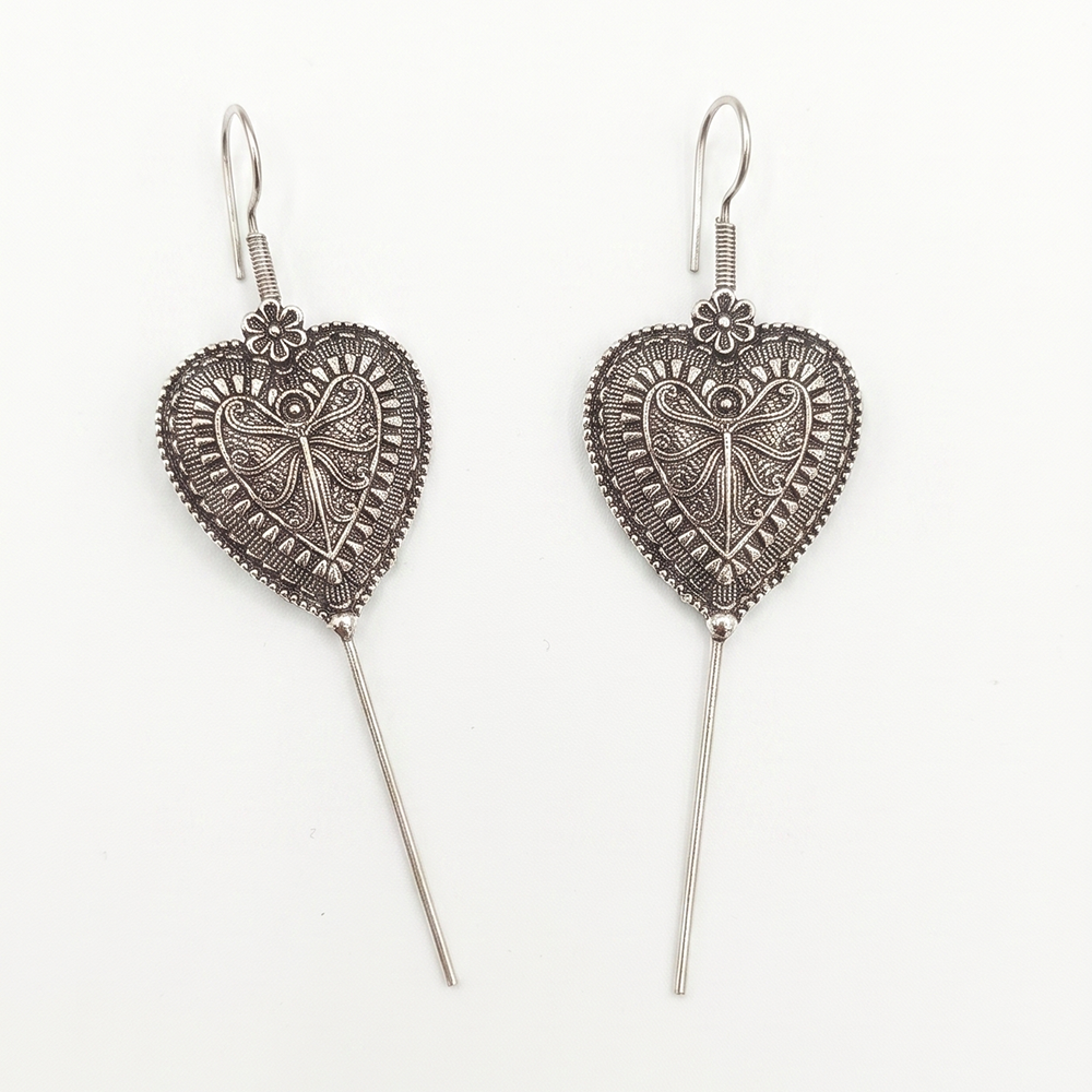 The99Jewel Oxidised Plated Heart Earcuff