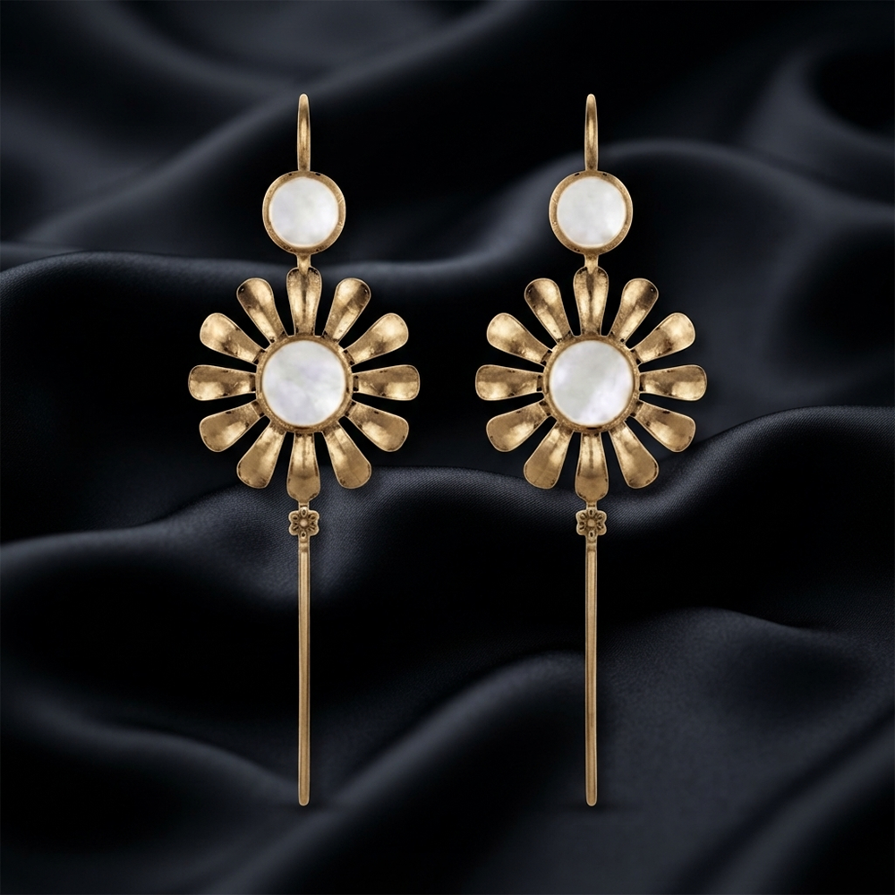 The99Jewel Gold Plated Floral Ear cuff