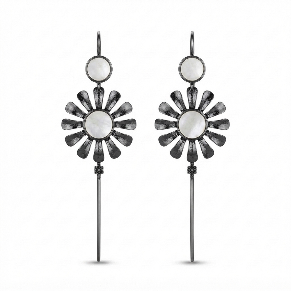 The99Jewel Black Plated Floral Ear cuff