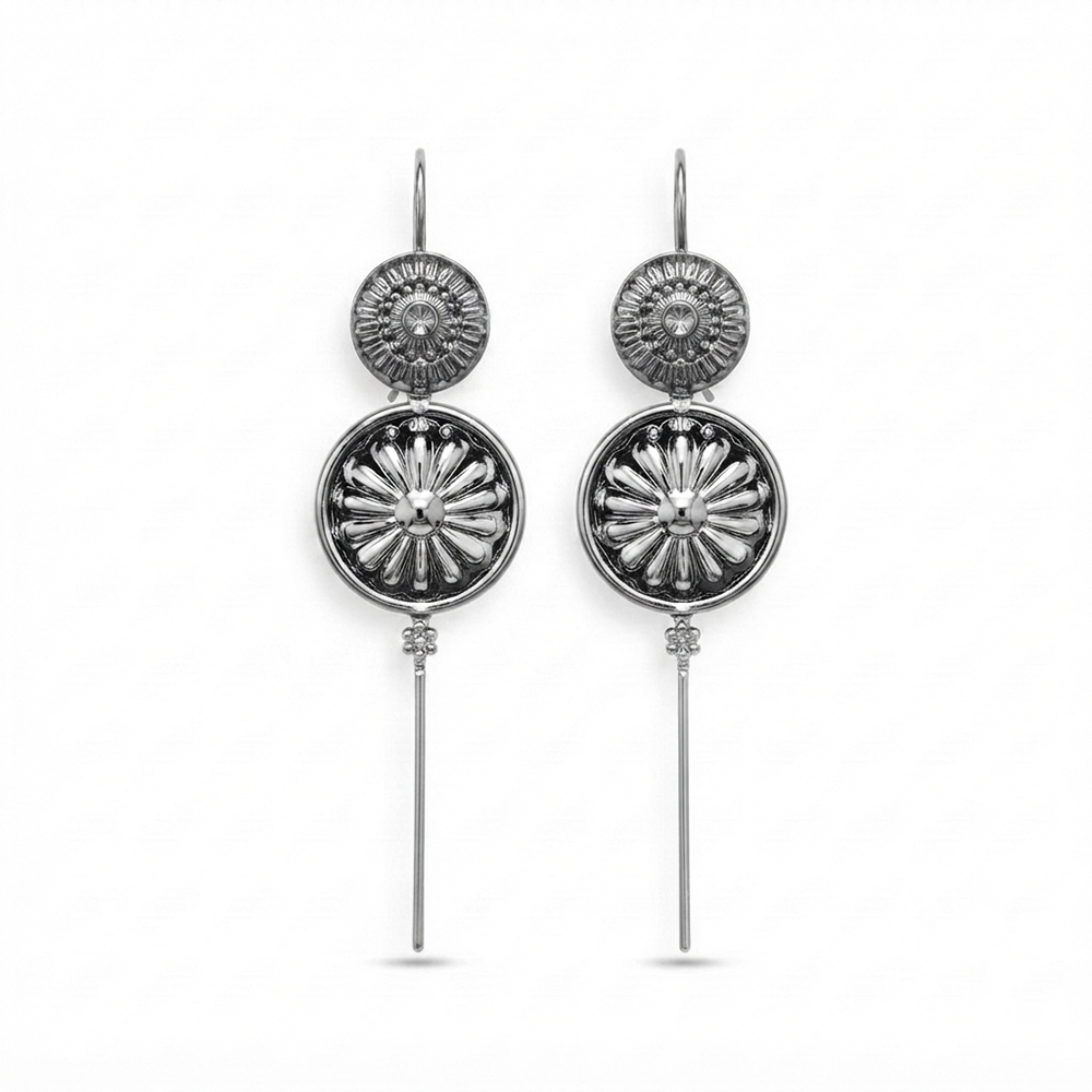 The99Jewel Oxidised Plated Round Ear cuff