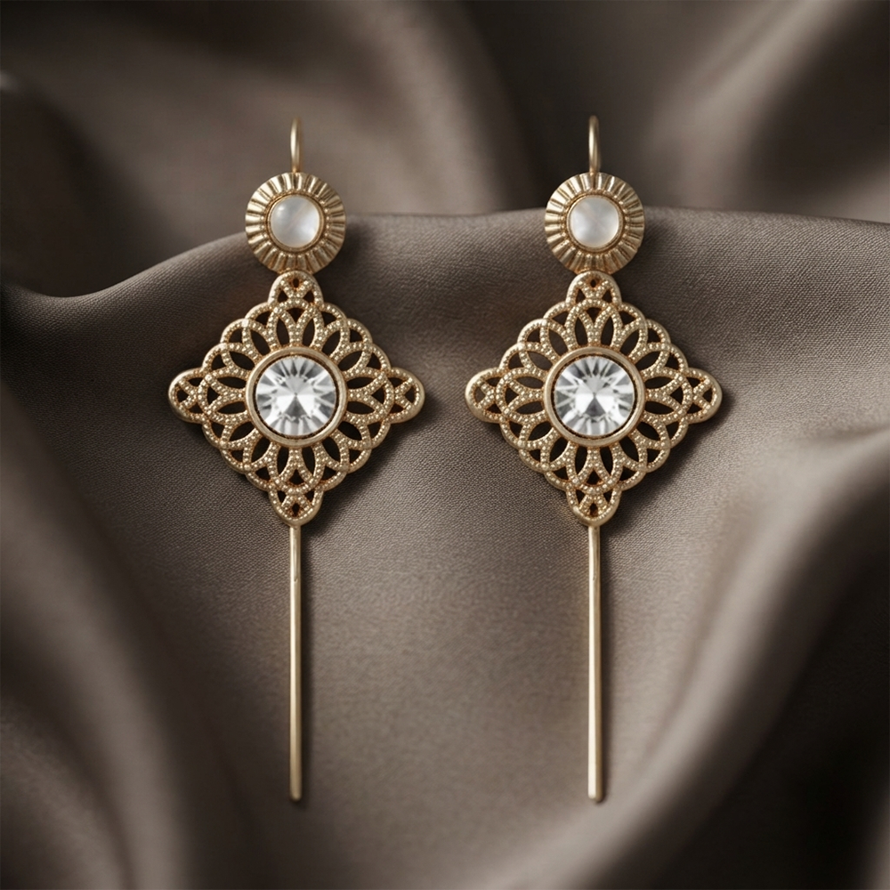 The99Jewel Gold Plated Oval Ear cuff