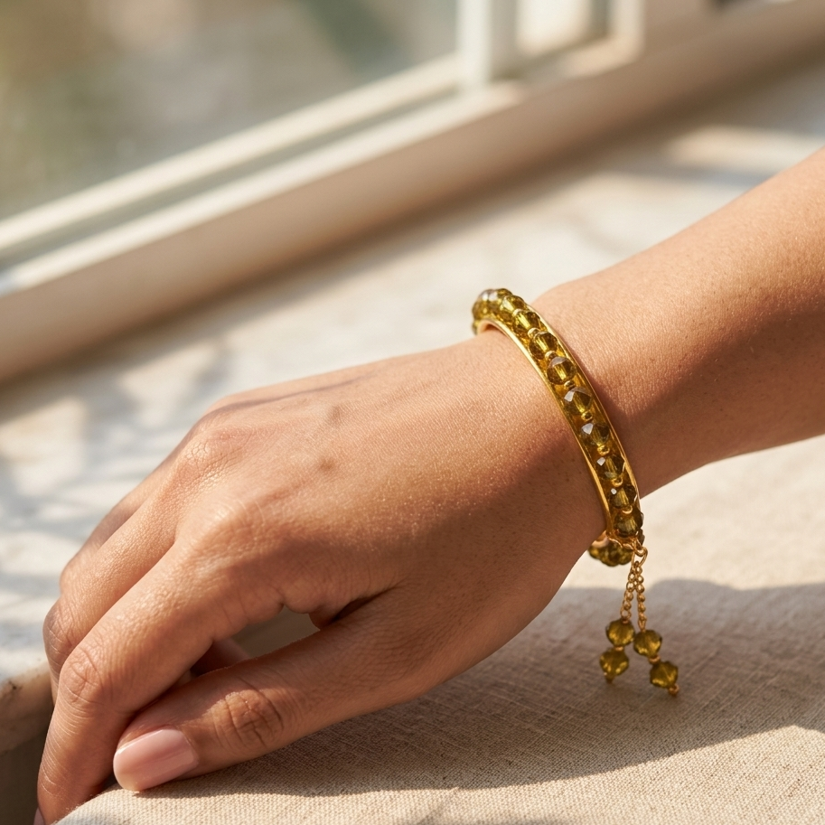 The99Jewel Trendy 4 in 1 Changeable Pearl & Beads Kada