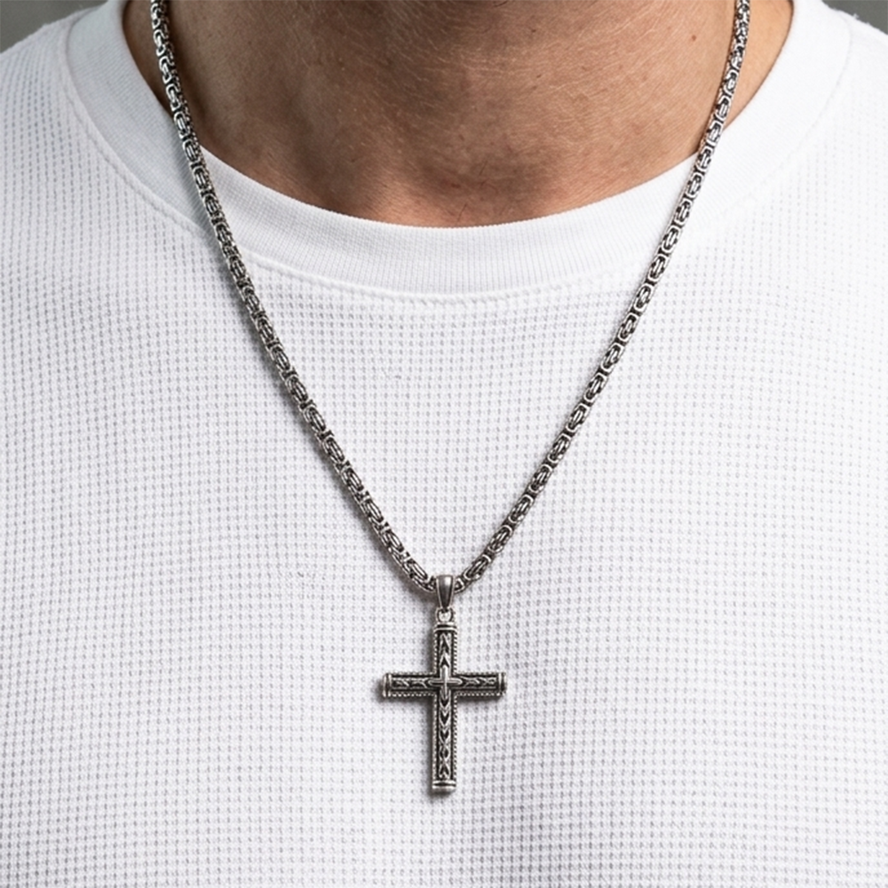 The99Jewel Cross Pendant With Chain