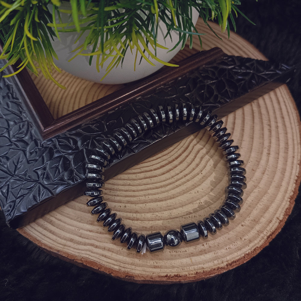The99Jewel Hematite Disc Beaded Stretch Bracelet Men