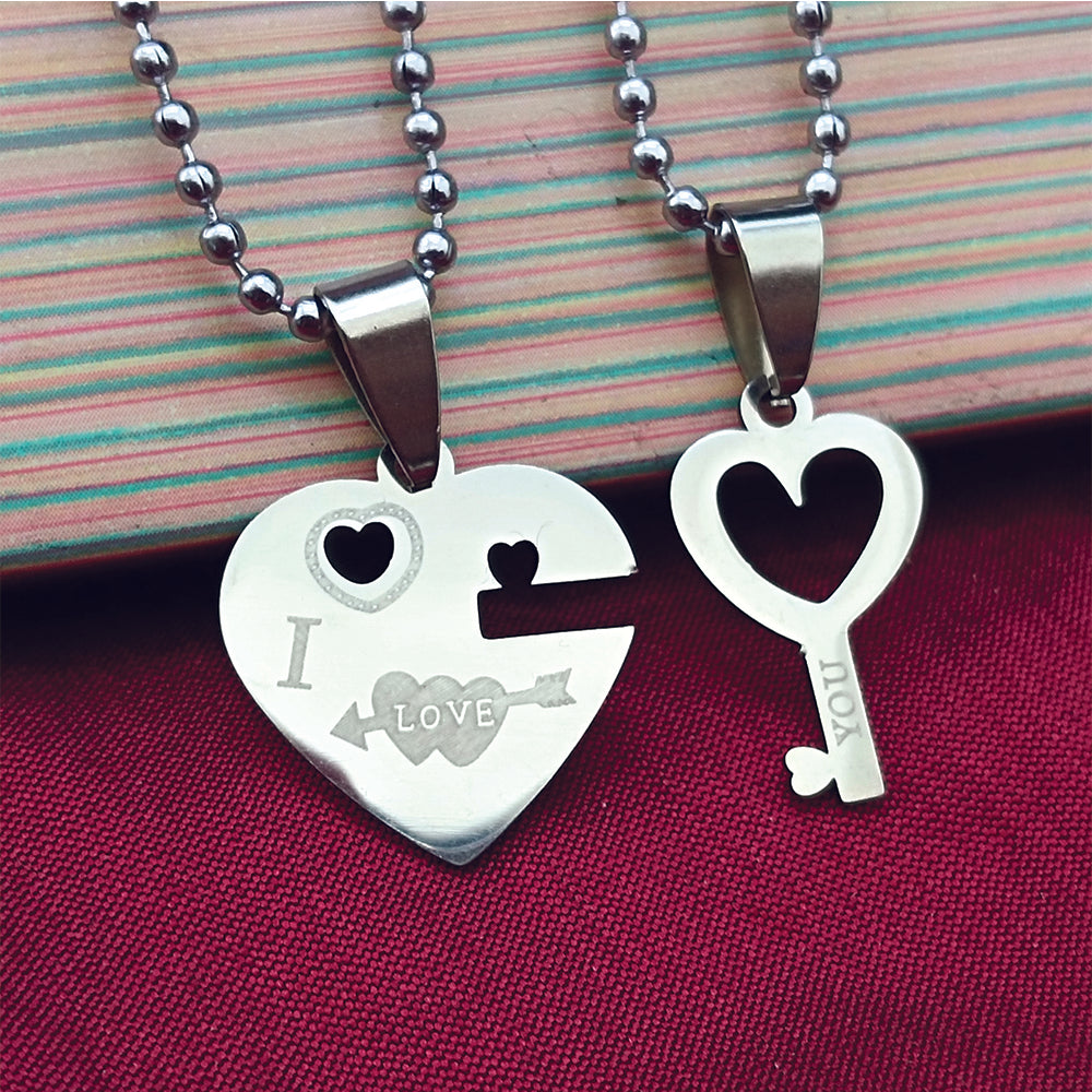 The99Jewel Love Key Heart Shape Chain Pendant- 1404876