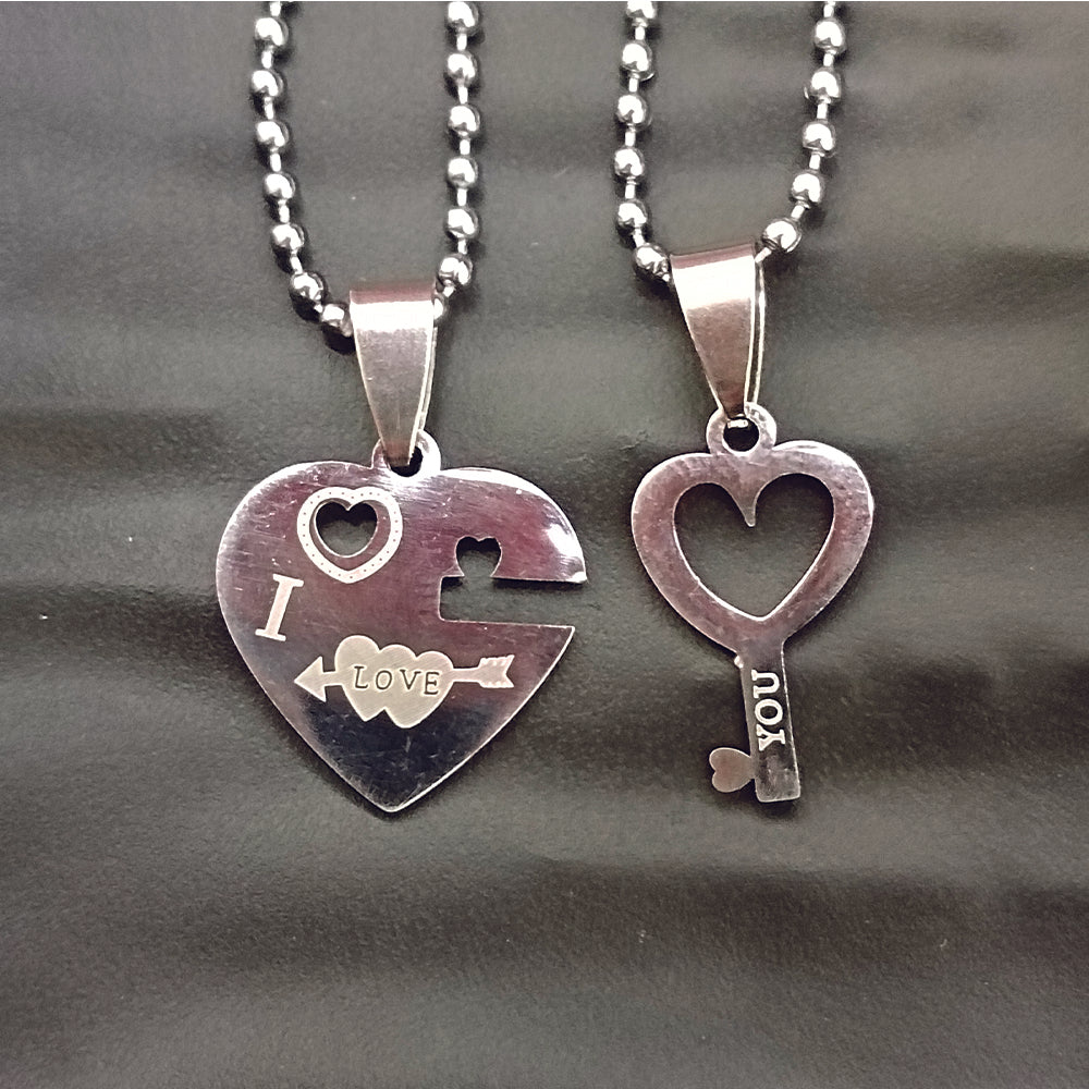 The99Jewel Love Key Heart Shape Chain Pendant- 1404876