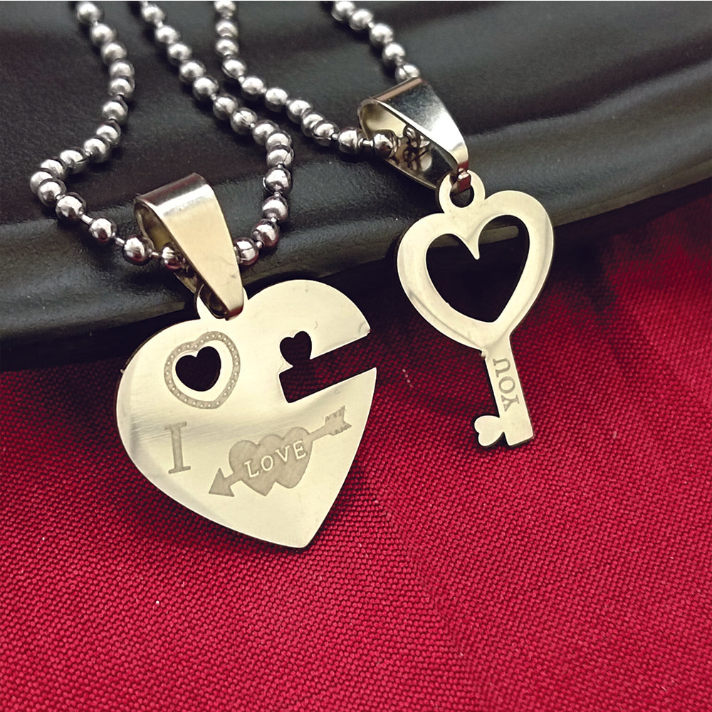 The99Jewel Love Key Heart Shape Chain Pendant- 1404876