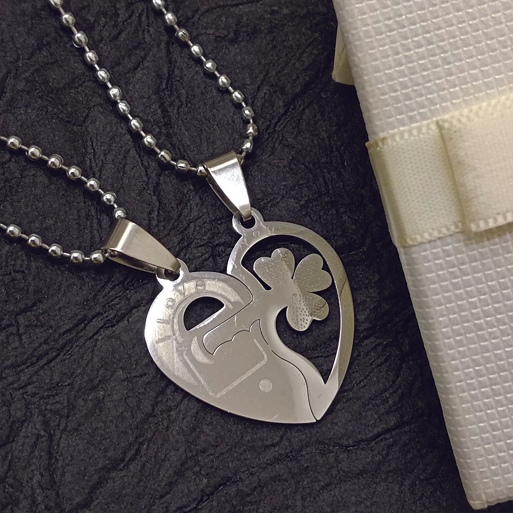 The99Jewel Heart Key " I LOVE YOU " Chain Pendant