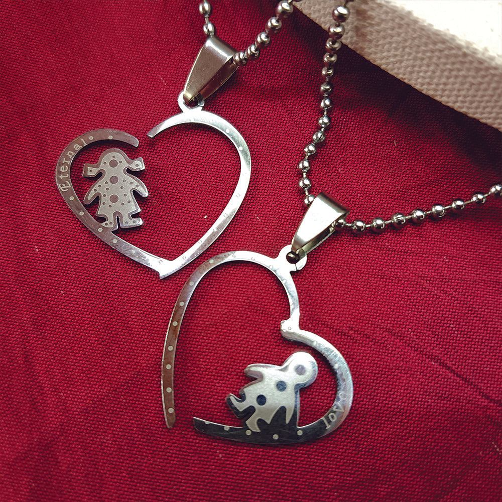 The99Jewel Heart Shape " Love " Couple Chain Pendant- 1404885