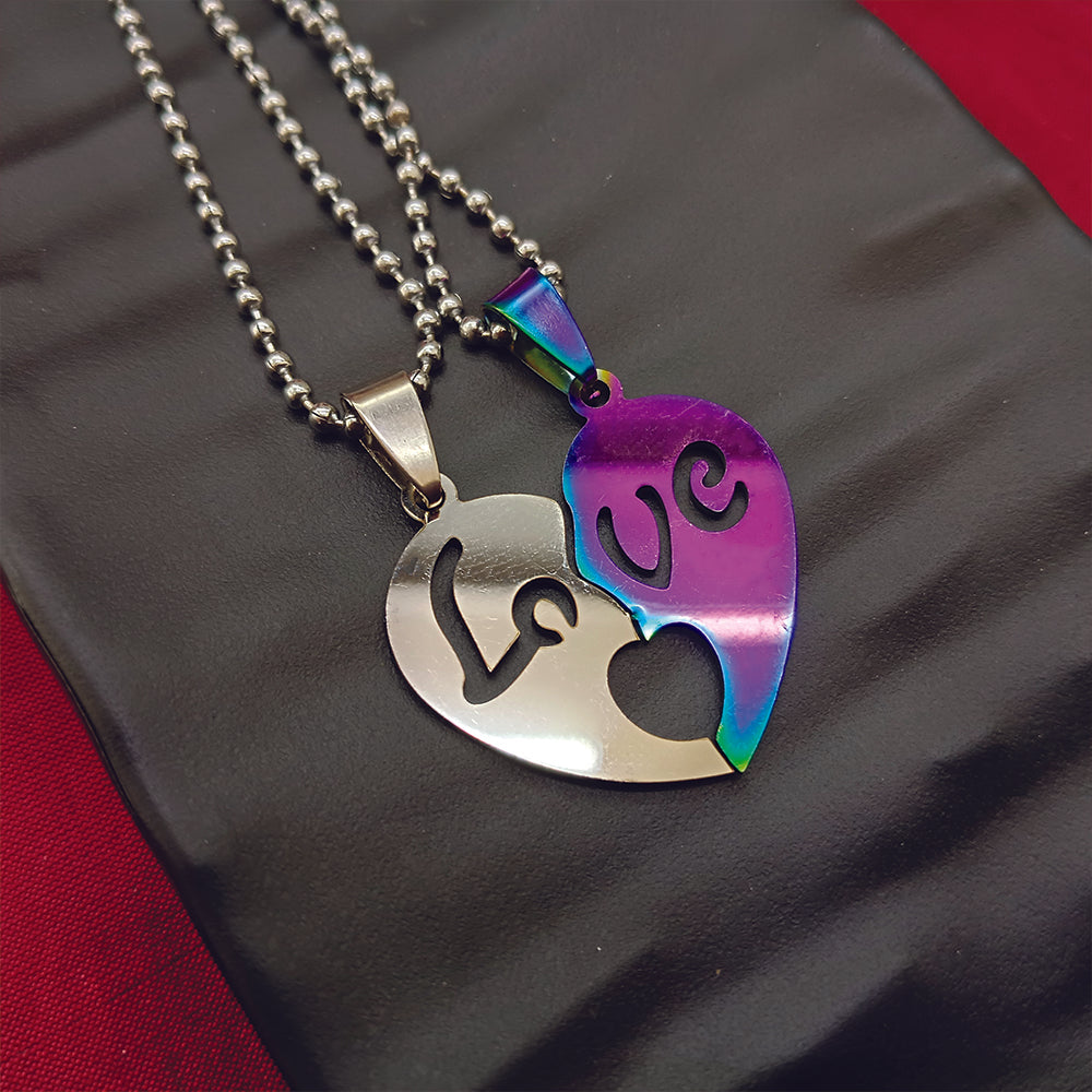 The99Jewel Heart Shape " LOVE " Couple Chain Pendant- 1404893