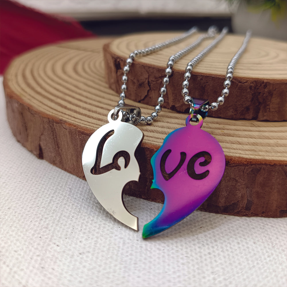 The99Jewel Heart Shape " LOVE " Couple Chain Pendant- 1404893