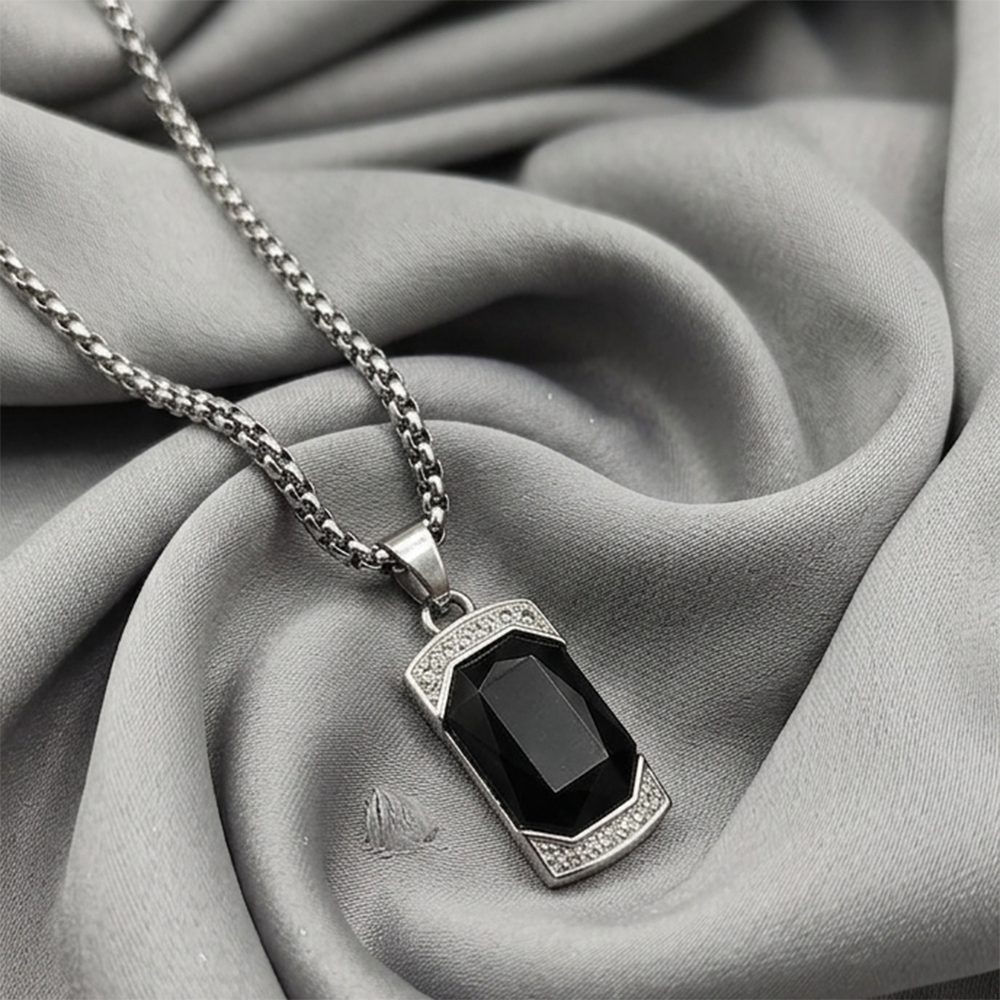 The99Jewel Black Onyx Pendant With Chain